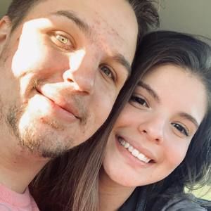 Meet your Posher, Gia